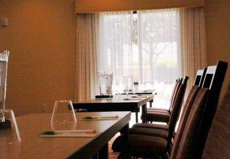 Courtyard Fort Worth West At Cityview Esterno foto